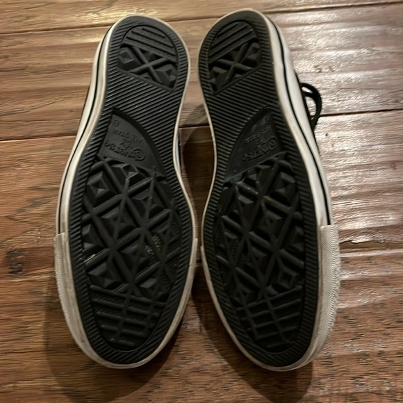 Converse Women's Black Sneakers - Picture 6 of 7